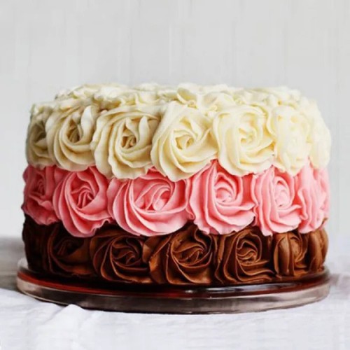 Petalscart-Cake Delivery In Guwahati